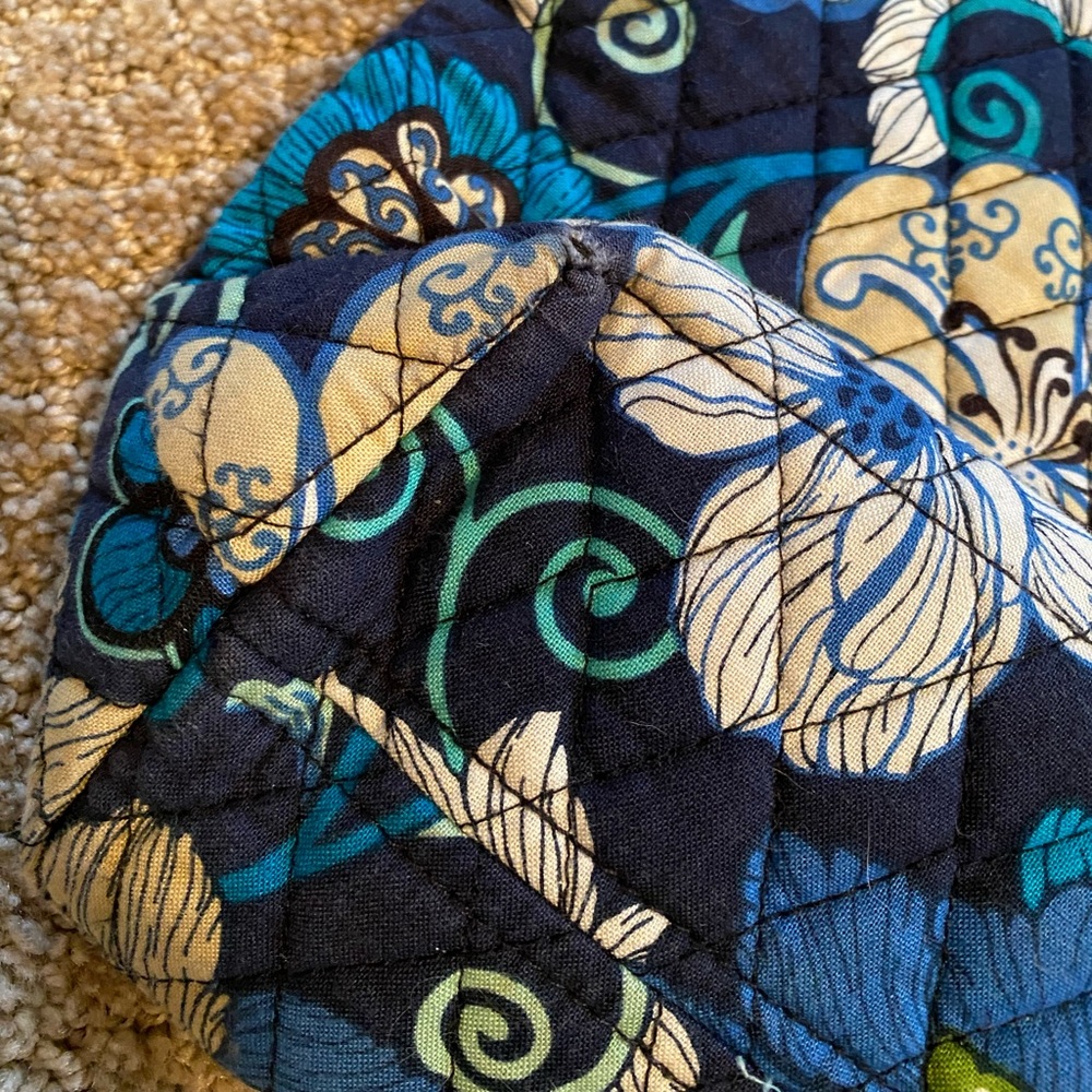 Vera Bradley Tote in Mod Floral Blue - Picture 15 of 16